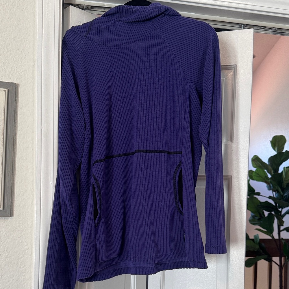 Melanzana Base Hoodie